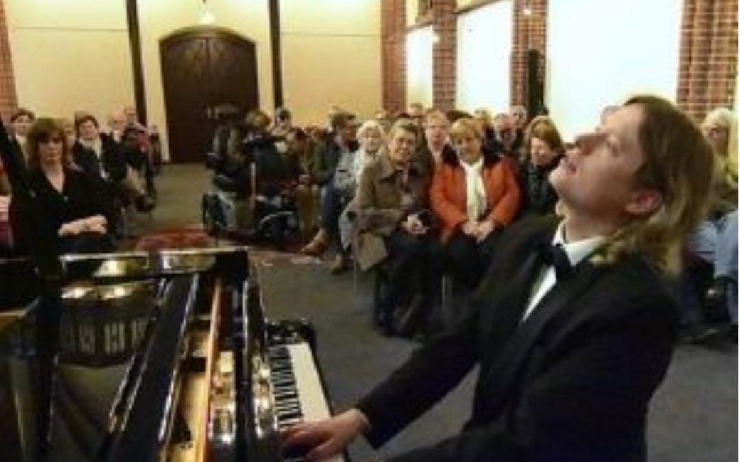 Thomas Alexander pianist, optreden in Kunstcafe Appelscha, zaterdagavond 28 november
